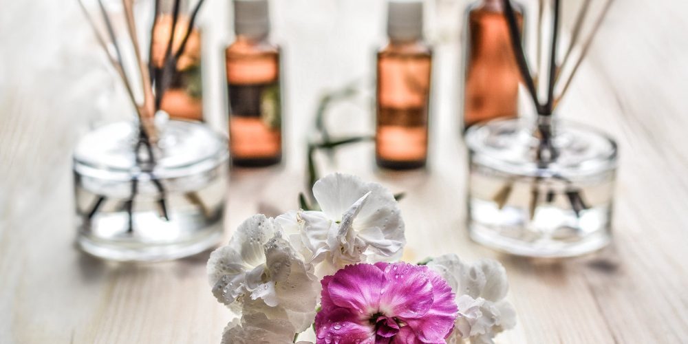 How To Diffuse Essential Oils To Make Your Home More Fragrant