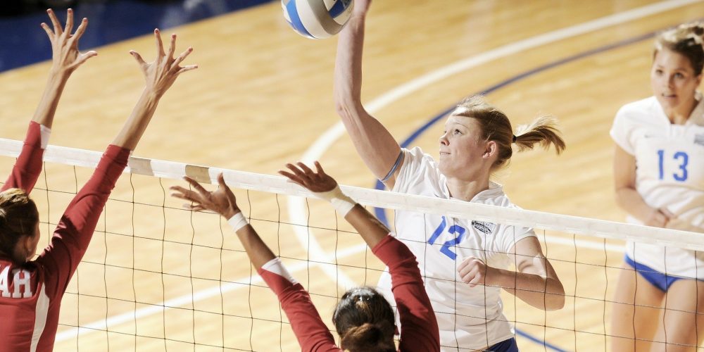 Girls summer volleyball camp